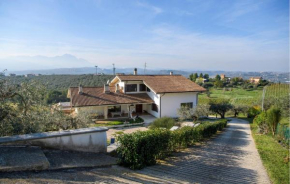Beautiful Apartment In Moscufo